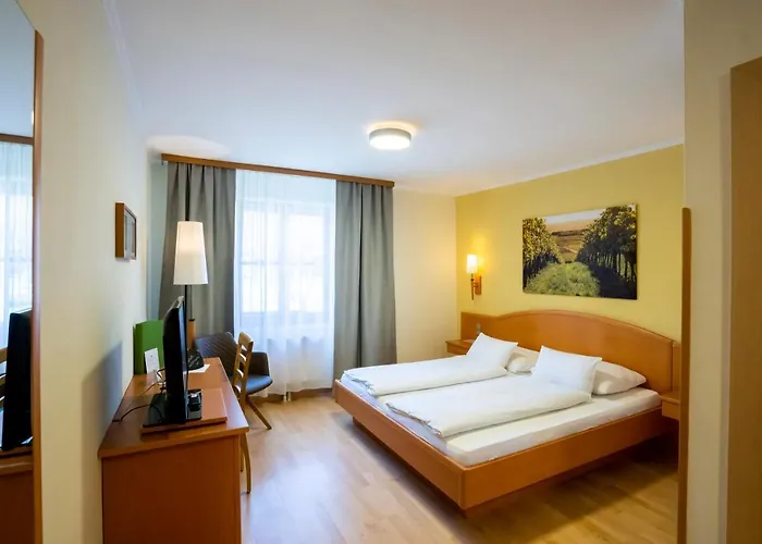 Weinberghof Ilkerl-luf Bed & Breakfast 3*